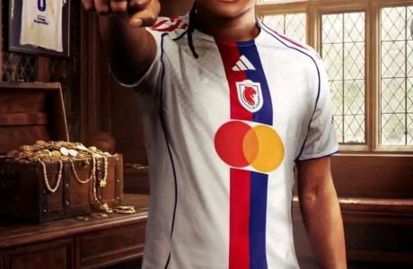 Melchie Dumornay, sacrée et devenue la joueuse la plus chère de France 27 01245704 3f60 4070 be4c cb03f3b57cad