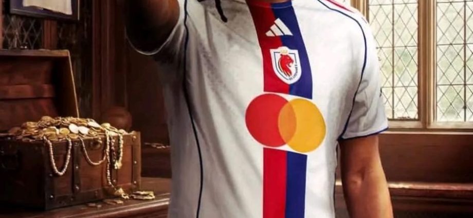 Melchie Dumornay, sacrée et devenue la joueuse la plus chère de France 1 01245704 3f60 4070 be4c cb03f3b57cad